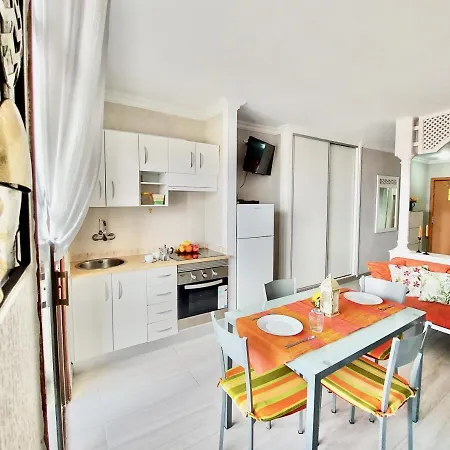 Ocean And Sun * Puerto de la Cruz (Tenerife)