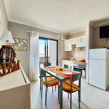 Ocean And Sun Apartment