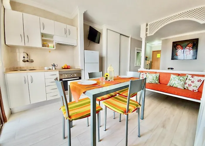 Ocean And Sun Apartment