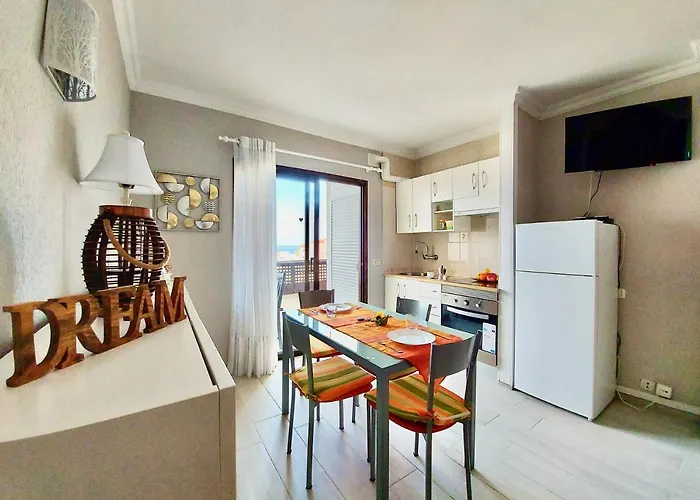 Ocean And Sun Apartment